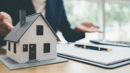 二手房中介費下調(diào)趨勢初現(xiàn)，市場博弈待深化